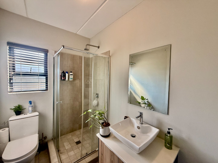 To Let 3 Bedroom Property for Rent in Melodie North West